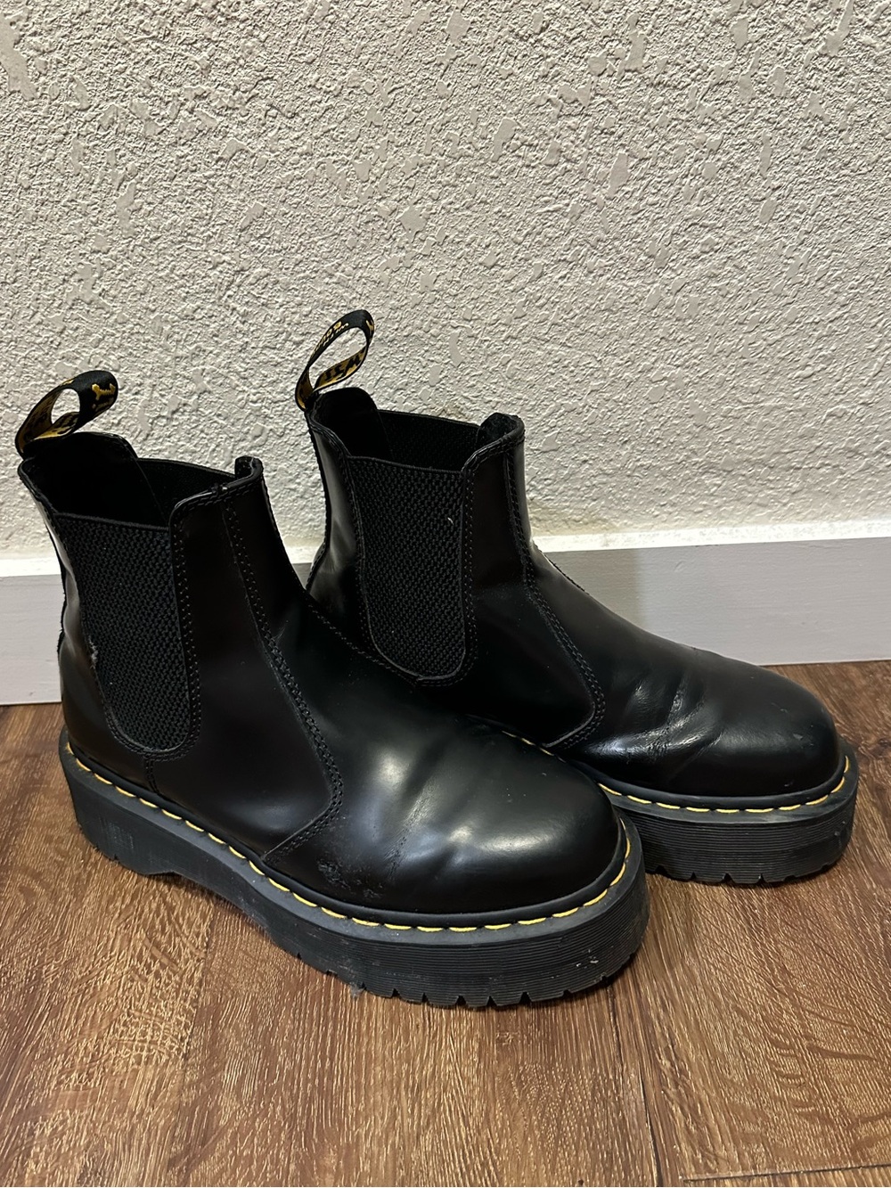 dr martens boots